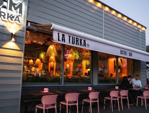 Blossom Bistro by La Turka